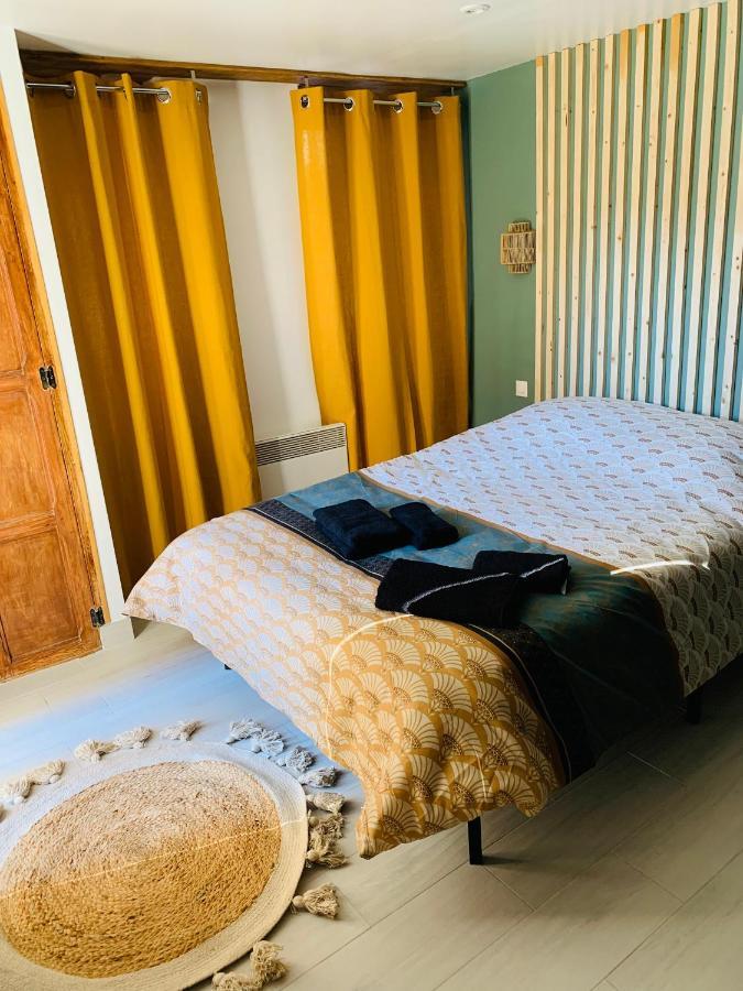 Appartement cocooning pour un séjours à Tende Exterior foto
